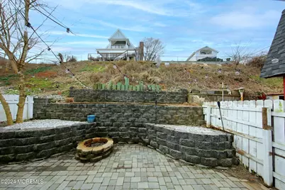 67 S Bay Avenue, Highlands, NJ 07732 - Photo 9
