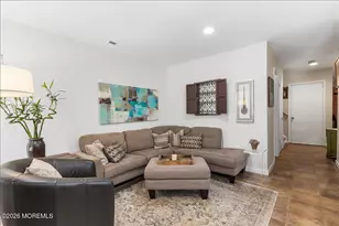 427 Dorchester Way, Manalapan Township, NJ 07726 - Photo 13