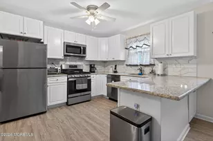 152 Pulaski Blvd, Toms River Township, NJ 08757 - Photo 5