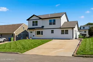 48 Kendall Dr NE, Sayreville, NJ 08859 - Photo 1
