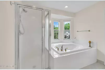 16 Sunningdale Circle, Manalapan Township, NJ 07726 - Photo 17