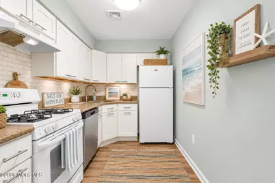 1 Central Avenue #8, Atlantic Highlands, NJ 07716 - Photo 17