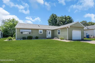 15 Chateux Lane, Toms River Township, NJ 08755 - Photo 3
