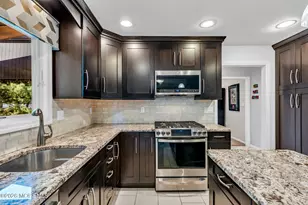 14 Scott Dr, Morganville, NJ 07751 - Photo 15