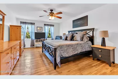 14 Scott Drive, Morganville, NJ 07751 - Photo 17