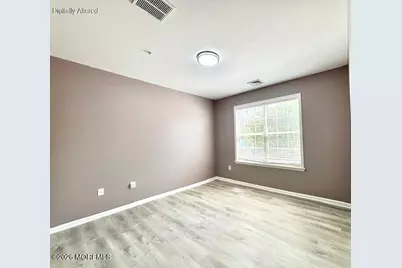 311 Mill Pond Way, Eatontown, NJ 07724 - Photo 15
