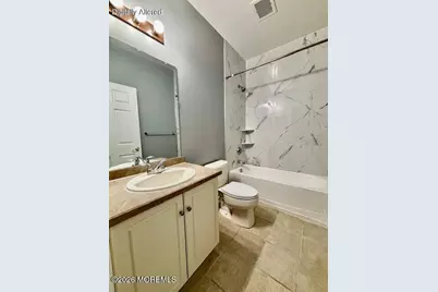 311 Mill Pond Way, Eatontown, NJ 07724 - Photo 15