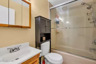 320 Harvard Pl, Morganville, NJ 07751 - Photo 19