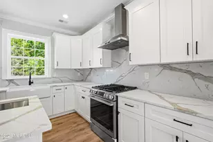 1117 Lakewood Rd, Toms River Township, NJ 08753 - Photo 15