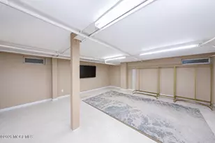 377 W Park Ave, Oakhurst, NJ 07755 - Photo 33