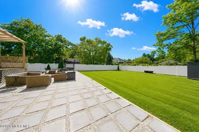 377 W Park Avenue, Oakhurst, NJ 07755 - Photo 37
