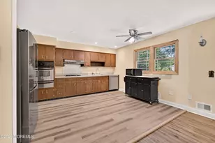 6 Fieldstone Ln, Ocean Twp, NJ 07712 - Photo 5