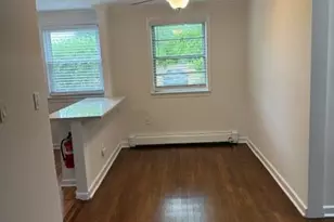 22 Manor Dr, Red Bank, NJ 07701 - Photo 9