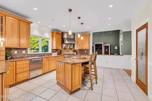 18 Haviland Dr, Millstone Township, NJ 08535 - Photo 33