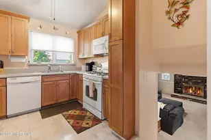 20 Bromley Dr, Hazlet Township, NJ 07730 - Photo 15