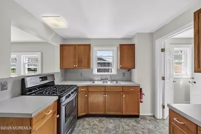26 Thomas Street, Toms River Township, NJ 08753 - Photo 3