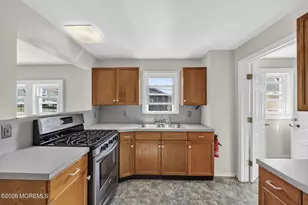 26 Thomas St, Toms River Township, NJ 08753 - Photo 3