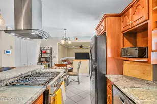 2722 W Bangs Ave, Neptune Township, NJ 07753 - Photo 23