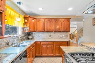 2722 W Bangs Ave, Neptune Township, NJ 07753 - Photo 21
