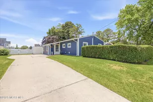 423 W Cala Breeze Way, Little Egg Harbor, NJ 08087 - Photo 1