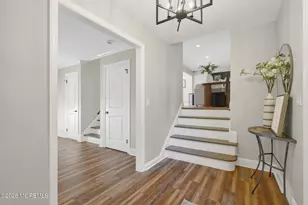 29 Alexander Ave, Freehold, NJ 07728 - Photo 5