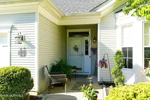 4 April Springs Ct, Lakewood, NJ 08701 - Photo 3
