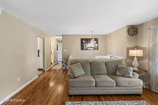 7 Oxford Rd, Manalapan Township, NJ 07726 - Photo 7