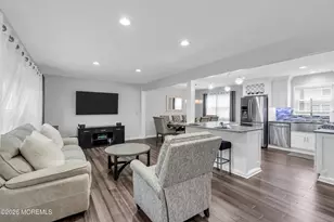 4 Laurel Crest Dr, Howell Township, NJ 07731 - Photo 11