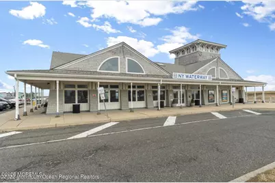 138 Church Street, Belford, NJ 07718 - Photo 51
