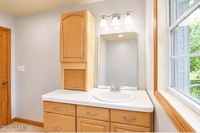 138 Church Street, Belford, NJ 07718 - Photo 29
