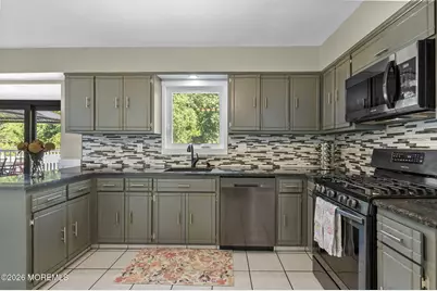 4 Catlett Court, Manalapan Township, NJ 07726 - Photo 21