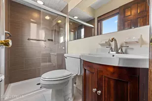 410 Jersey City Ct, Lanoka Harbor, NJ 08734 - Photo 11