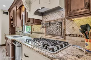 26 Carrington Ct, Old Bridge Township, NJ 08857 - Photo 5