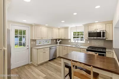 815 Briarcliff Avenue, Point Pleasant, NJ 08742 - Photo 9