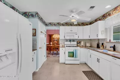 36 Strawberry Lane, Lakewood, NJ 08701 - Photo 19
