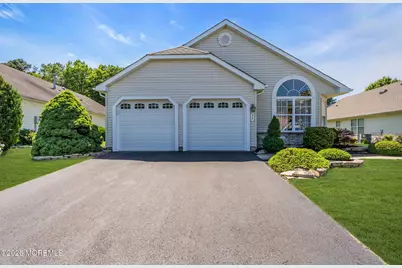 36 Strawberry Lane, Lakewood, NJ 08701 - Photo 1