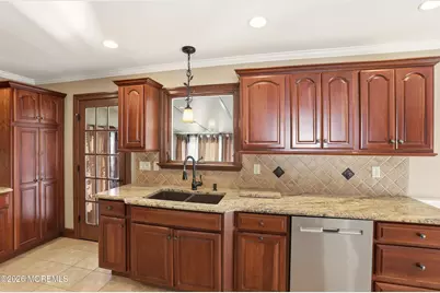 701 Northampton Boulevard, Toms River Township, NJ 08757 - Photo 15