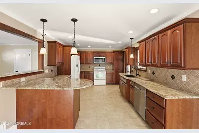 701 Northampton Boulevard, Toms River Township, NJ 08757 - Photo 17