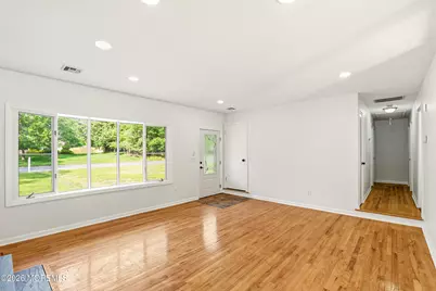2021 Paterson Avenue, Whiting, NJ 08759 - Photo 5
