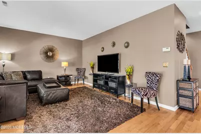220 Hidden Lake Drive, Morganville, NJ 07751 - Photo 19