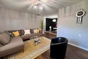 8 Palm Springs Ct, Toms River Township, NJ 08753 - Photo 3
