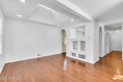 28 Lockwood Avenue, Freehold, NJ 07728 - Photo 7