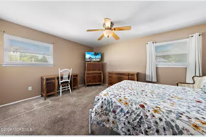 25 Carlow Way, Hazlet Township, NJ 07730 - Photo 19