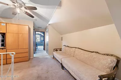 25 Carlow Way, Hazlet Township, NJ 07730 - Photo 33