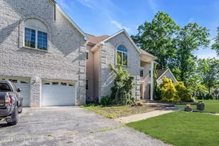 203 Superior Ct, Toms River Township, NJ 08755 - Photo 3