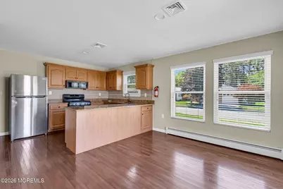21 Camrose Street, Toms River Township, NJ 08757 - Photo 9