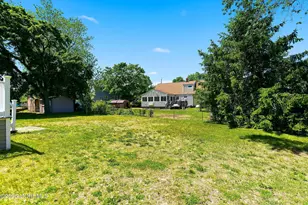 12 Carole Dr, Oakhurst, NJ 07755 - Photo 27