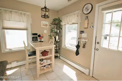 131 Laurel Avenue, Hazlet Township, NJ 07734 - Photo 11