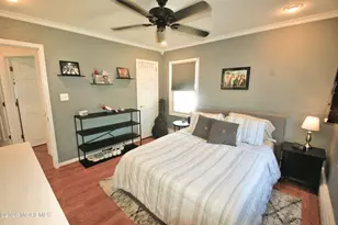 131 Laurel Ave, Hazlet Township, NJ 07734 - Photo 15