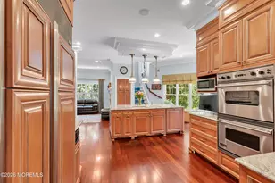 600 Little Silver Point Rd, Little Silver, NJ 07739 - Photo 17